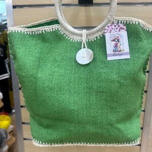 Green Woven Tote with Cream Rope Handles - Design